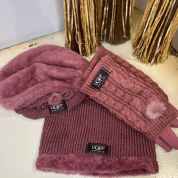 Mauve Mauve UGG 3pc hat set - Picture 3 of 4